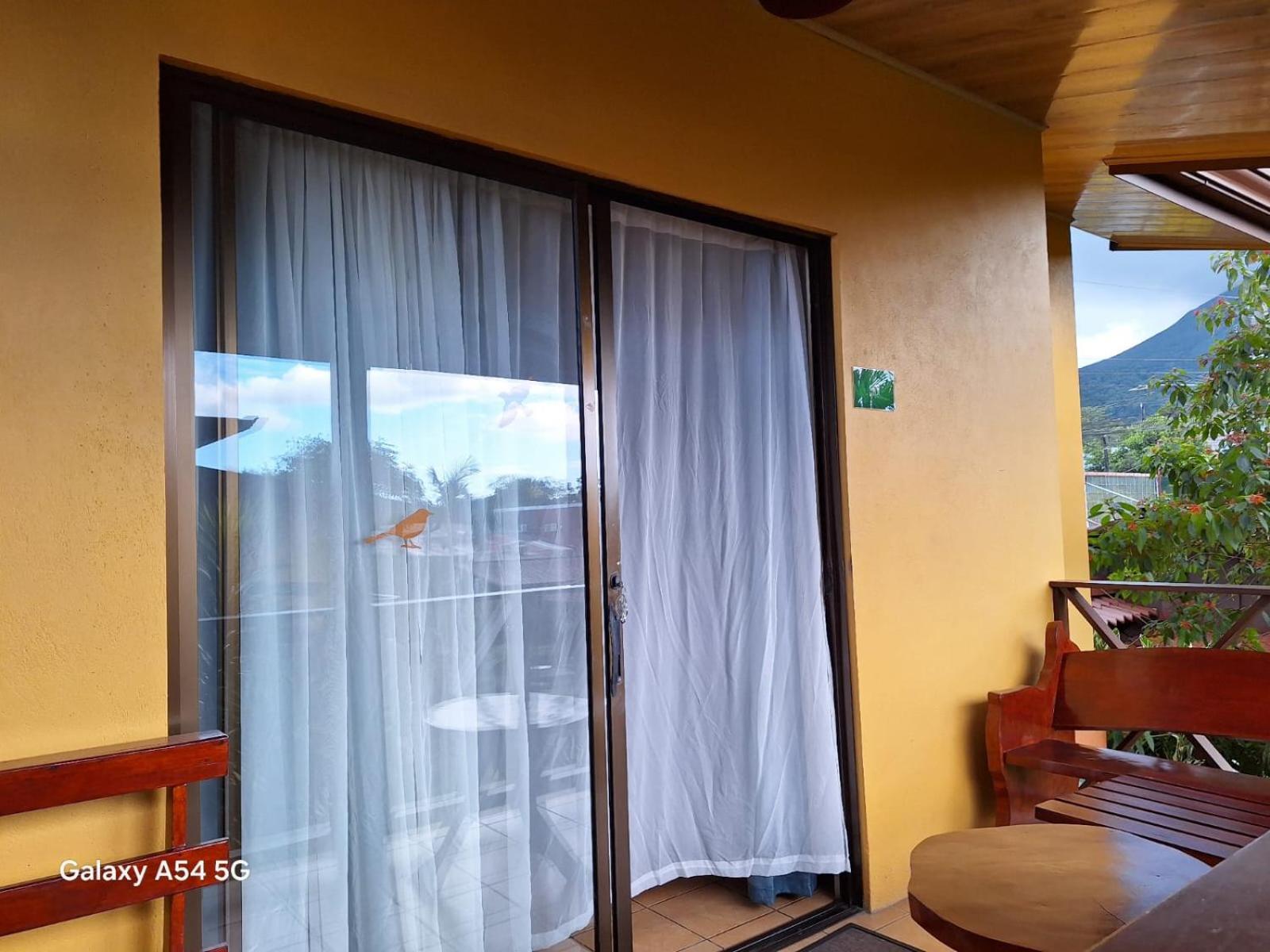 Iris Arenal Hotel La Fortuna Exterior photo
