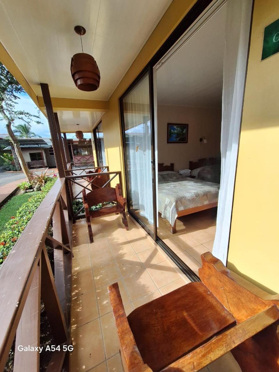 Iris Arenal Hotel La Fortuna Exterior photo