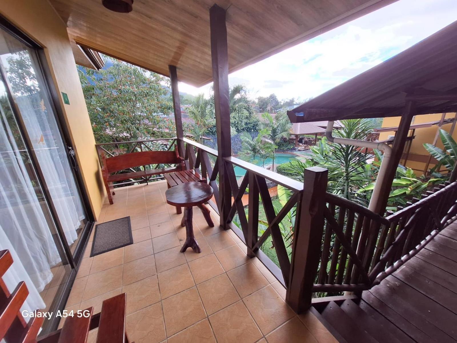 Iris Arenal Hotel La Fortuna Exterior photo